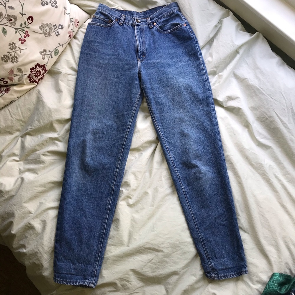 Vintage Levi’s Mom Jeans Size 27